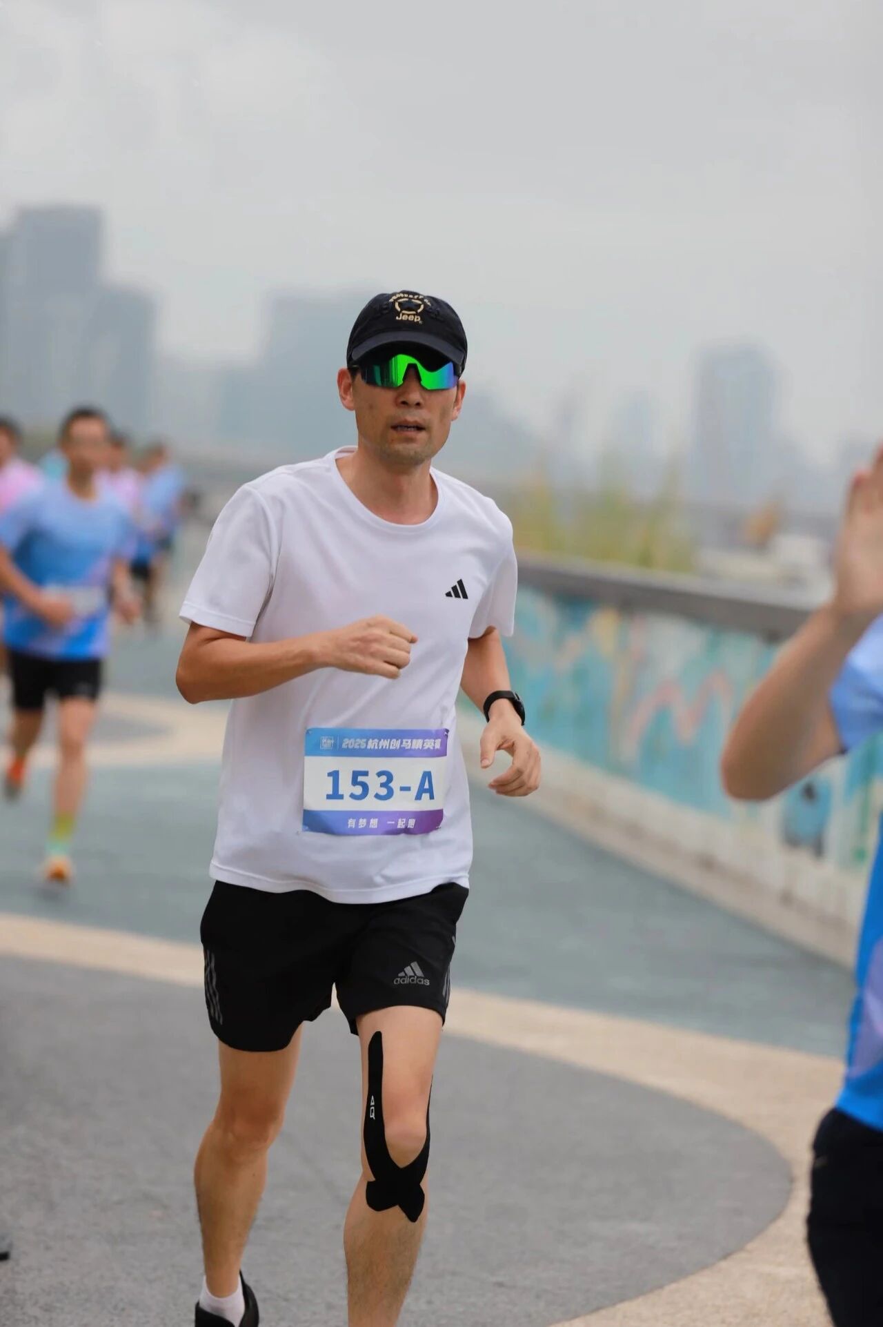 1768547914882385LVn9.jpg 6.jpg