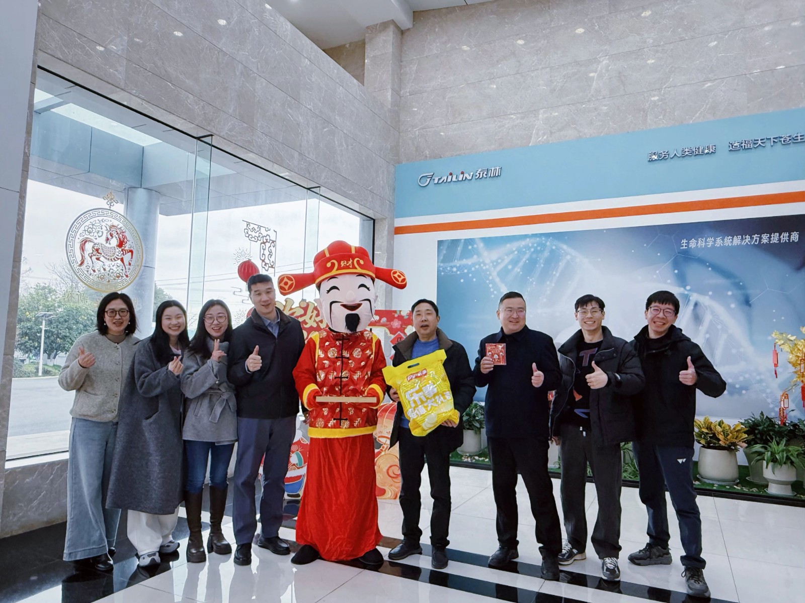 17685499025758113kHm.jpg 1.jpg